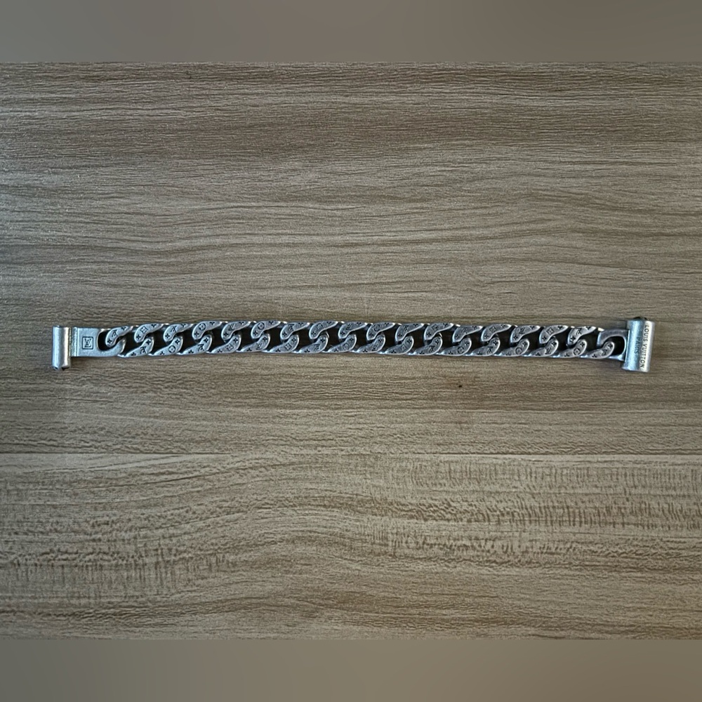 Louis Vuitton Silver-Tone Chain Bracelet